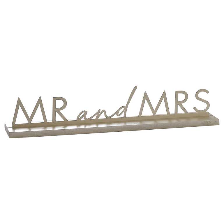 wedding table decoration gold Mr and Mrs sign