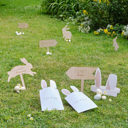 Wooden Easter Egg Hunt Sign Kit - party supplies and decorations from Party & Pout Australia